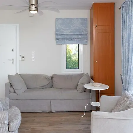 Into The Blue * Arkadiko Chorio