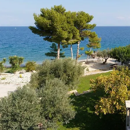 Into The Blue Hébergement de vacances Arkadiko Chorio