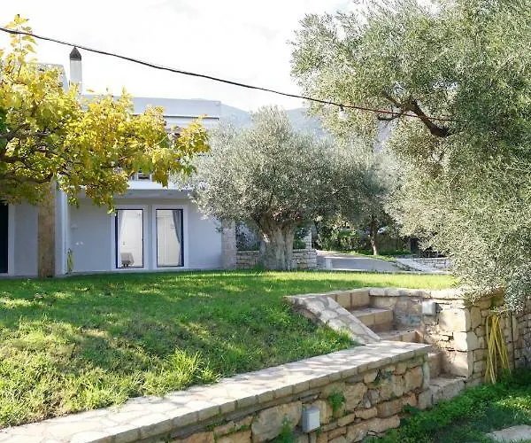 Into The Blue Arkadiko Chorio