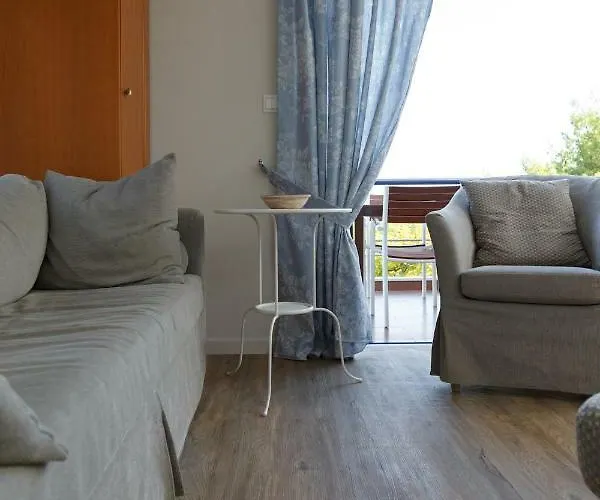 Into The Blue Dom wakacyjny